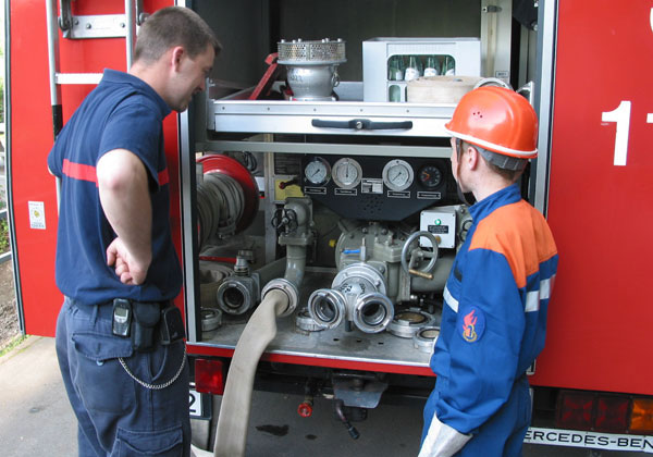Jugendfeuerwehr Olewig bei der Ausbildung